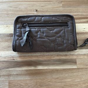 Soft wallet